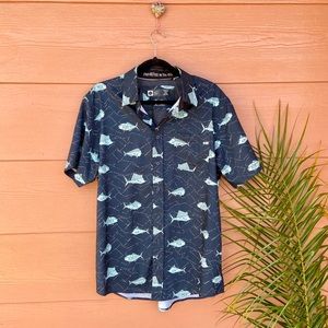SPF 40+ Men’s Shirt NWOT Size L